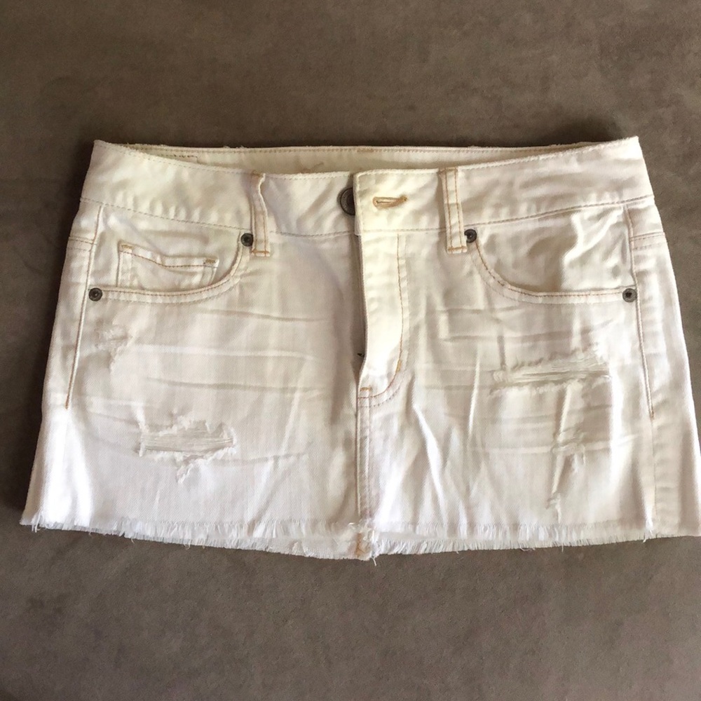 AE white skirt